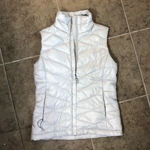 women’s north face vest